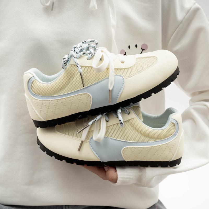 Belle student moral training shoes summer new lightweight soft-soled mesh breathable casual shoes B