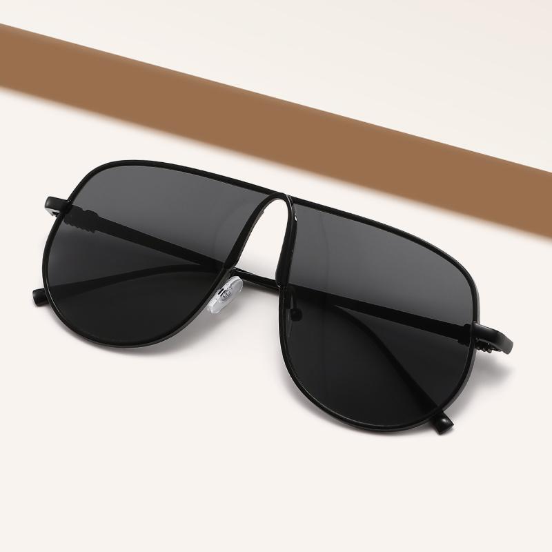 Y2K Large Frame Metal Men Women Sunglasses Fashion Trends UV Resistant Outdoor Sunshade Sunscreen Glasses