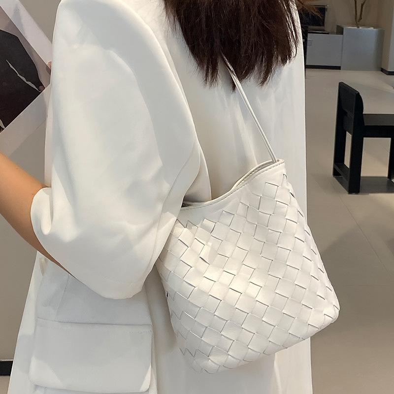 Fashionable Genuine Leather Women's Bag Woven Bag Simple and Versatile Small Bag Single-shoulder Crossbody Bag