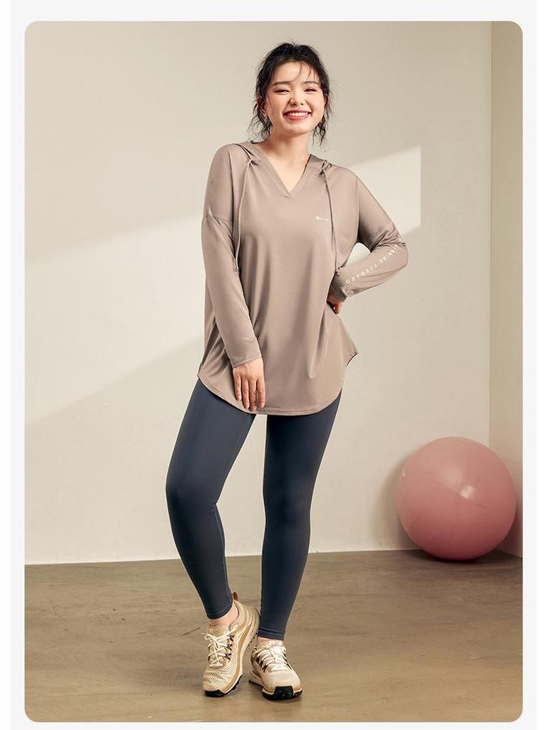 Женская майка для йоги с капюшоном больших размеров — облегающая, дышащая, быстросохнущая, с длинным рукавом для фитнеса