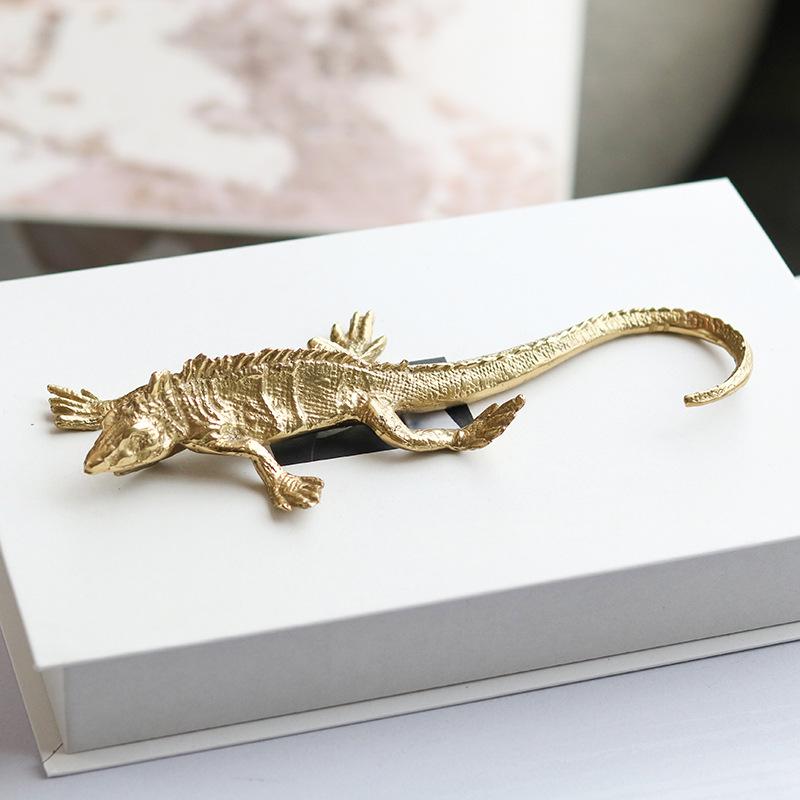 Modern Creative Brass Golden Lizard Ornaments Model Room Hotel Villa Living Room Office Light Luxury Soft Decorations