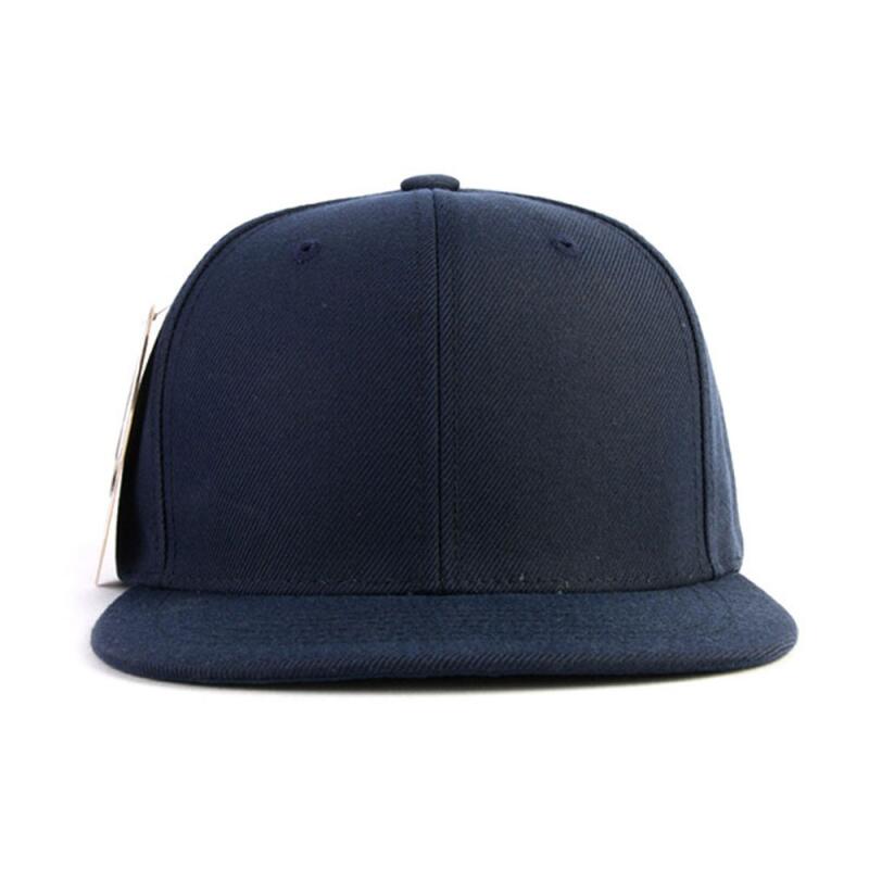 Кепка-snapback большого размера, аккуратная и простая