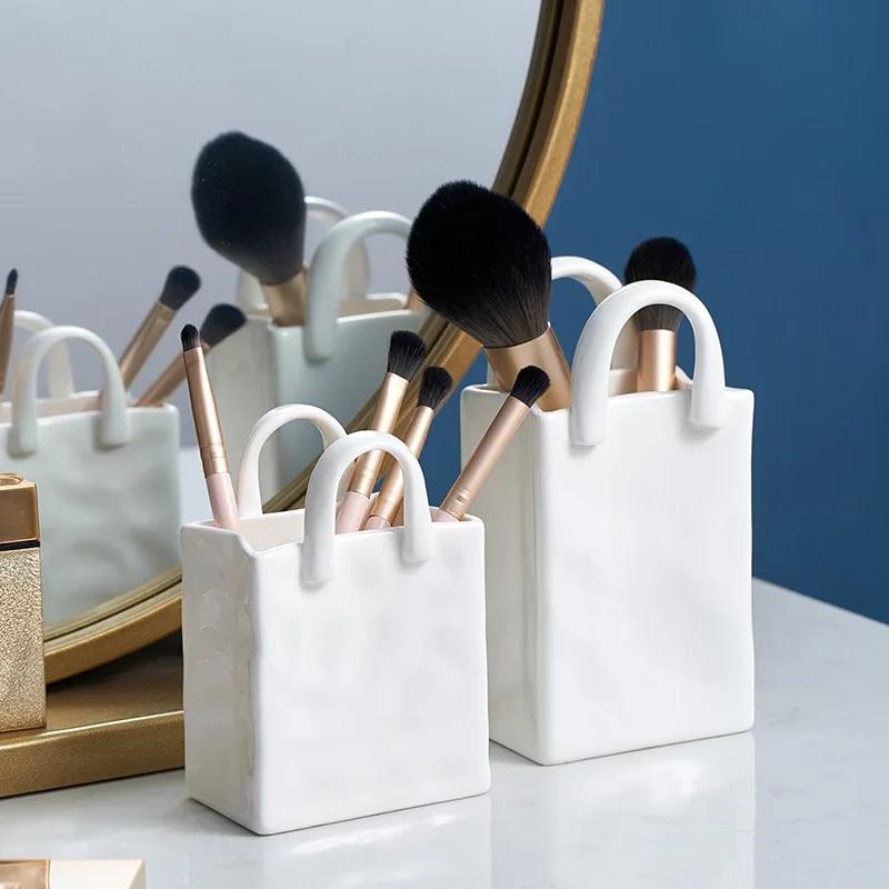 Nordic Creative Shopping Basket ceramic mini Vase Bag Decoration Simple Dried Flower Arrangement Vases Table Decor mini pots Art