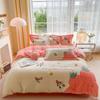 Зимний комплект из четырех предметов с вышивкой из утолщенного молочного бархата, антистатический и теплый, двусторонний бархатный пододеяльник, постельное белье из кораллового бархата.