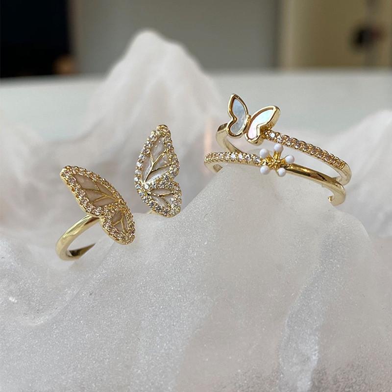 Exquisite White Mother Of Pearl Butterfly Ring For Women Elegant Geometric Design