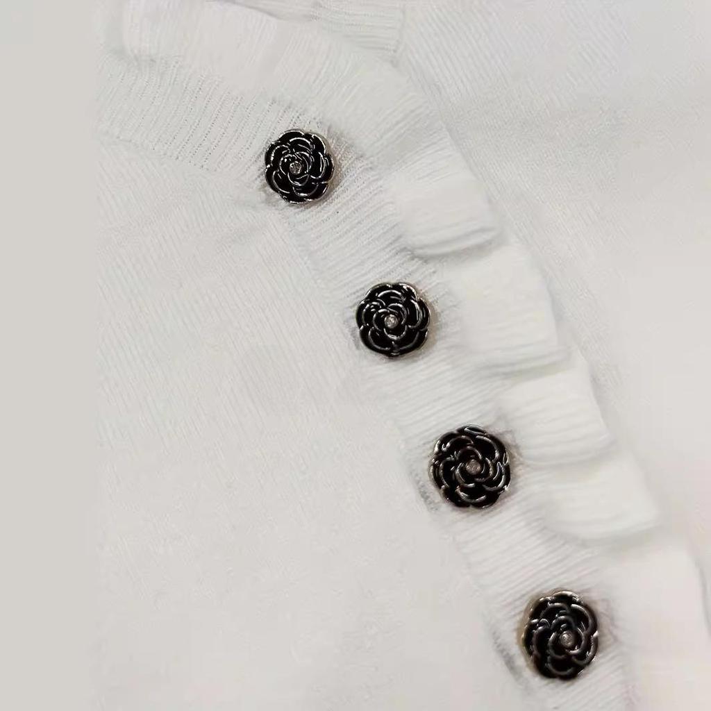 Женский вязаный свитер с V-образным вырезом на пуговицах: Мода весна/осень