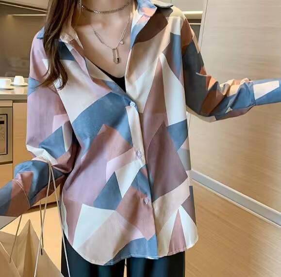 2025 Spring/Summer Women's Retro Hong Kong Style Long Sleeve Shirt - Loose and Slim Fit Design