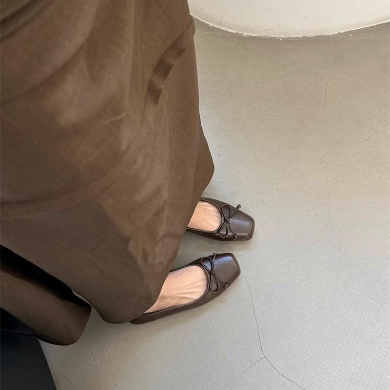 Серебристые модные одинарные туфли с квадратным носком, женские, французский поздний вечерний ветер, туфли бабушки с бантом, маленькие кожаные туфли, женская обувь, весна и осень, привет