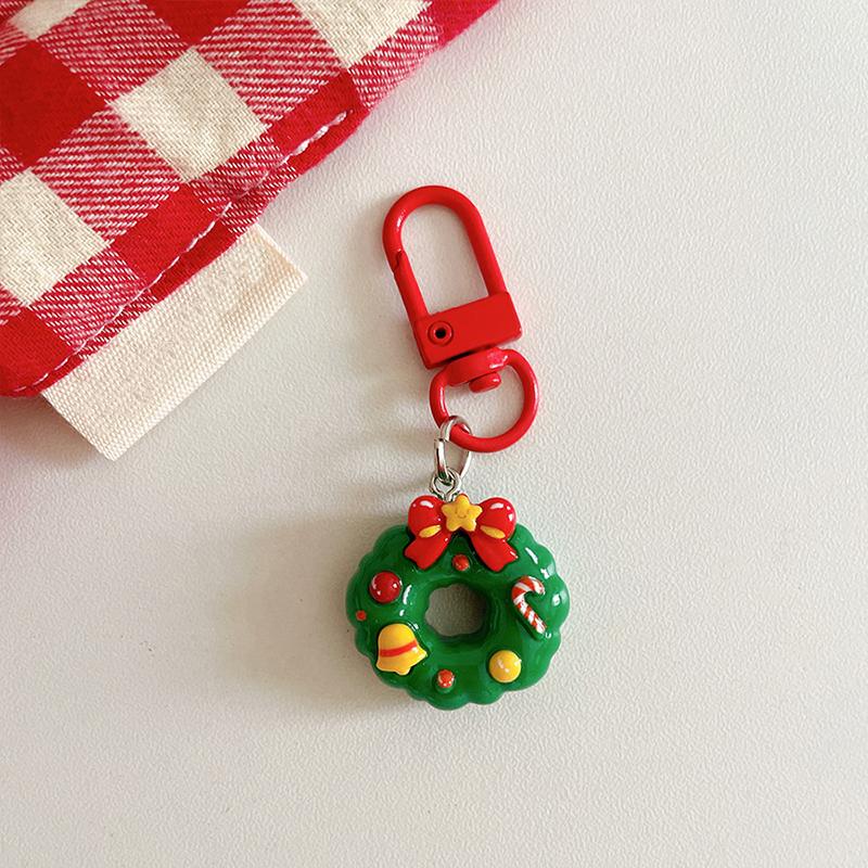 1PC Cartoon Shape Xmas Key Rings For Friends Key Holders Holiday Bag Pendants Part Resin Gifts Multiple Options Available