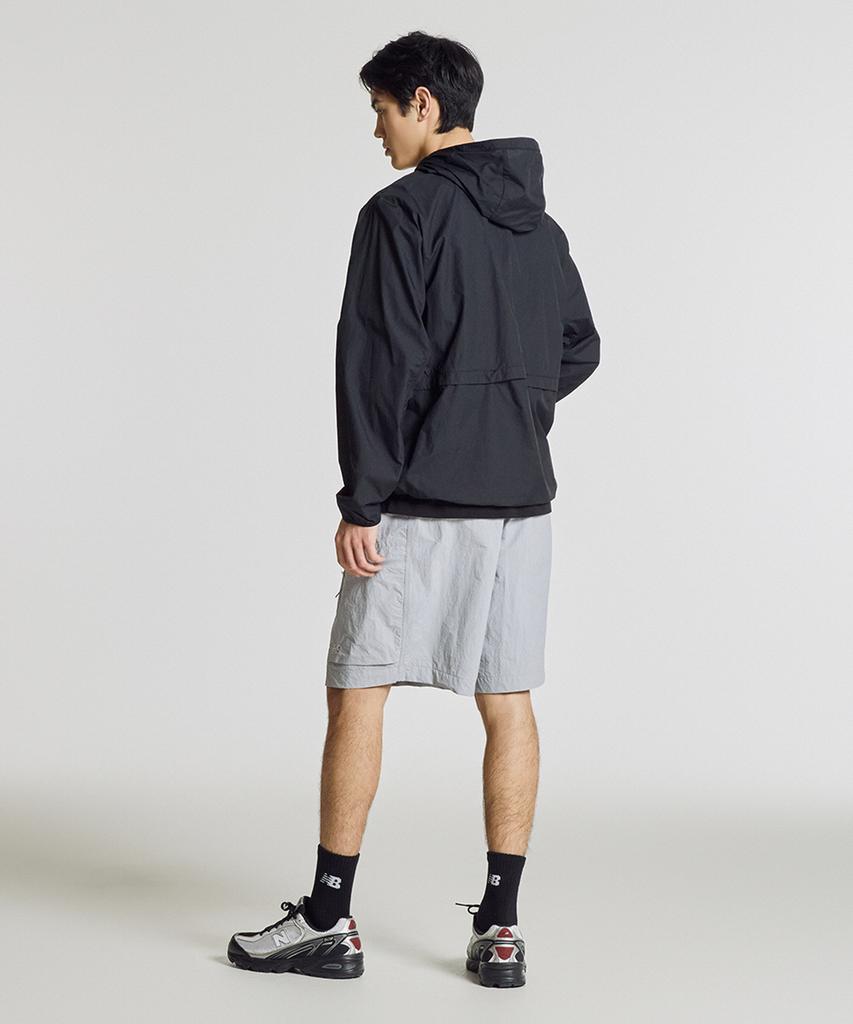 New Balance Nbnag21503 / Универсальная Ультралегкая Ветровка с Капюшоном Air (черный)