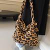 Leopard Print Shoulder Bag Women's Crossbody Bag Large Capacity Tote Bag