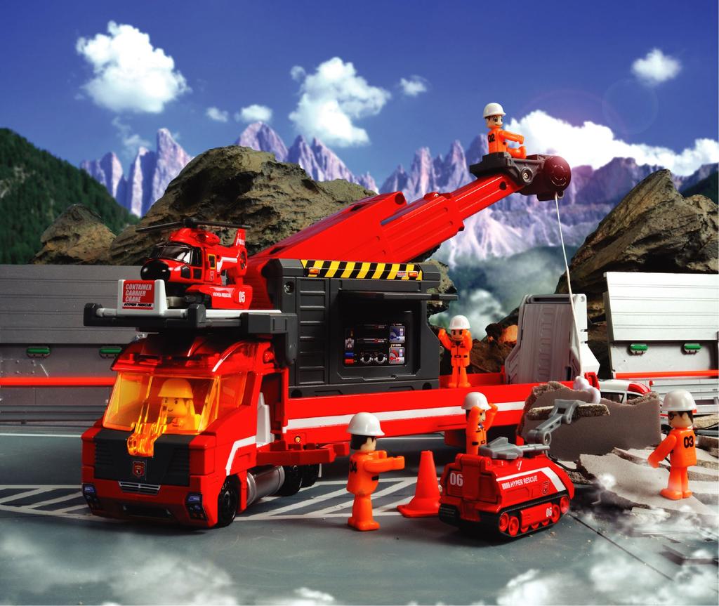 Tomica Hyper Rescue Container Carrier Crane