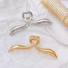 Металлические полые заколки для волос Love Hair Claws, милые нерегулярные заколки для волос в форме сердца и краба для женщин и девочек, трендовые аксессуары для волос для вечеринок, очаровательные головные уборы