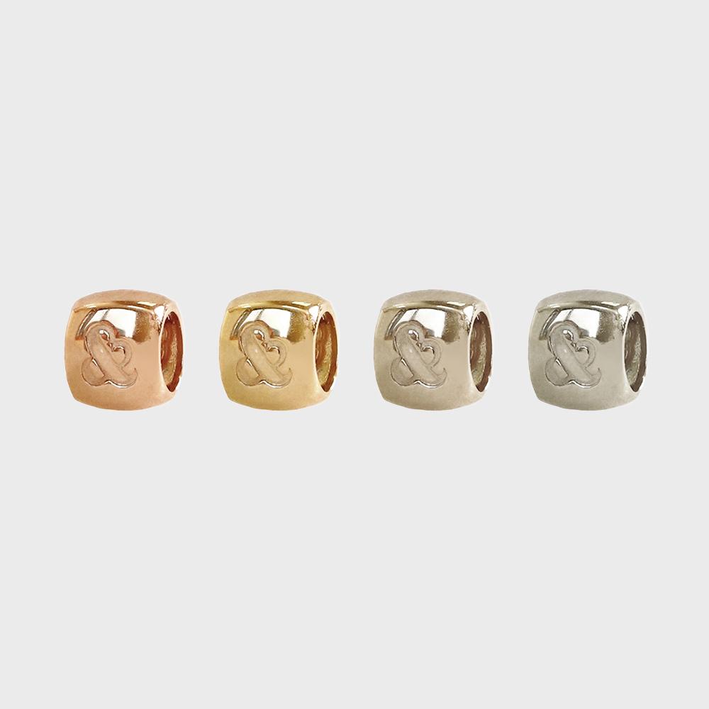 Loveenb [14K Gold] Cube & Charm Pendant