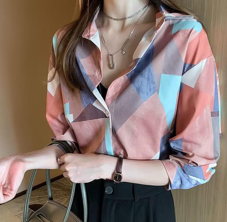 2025 Spring/Summer Women's Retro Hong Kong Style Long Sleeve Shirt - Loose and Slim Fit Design