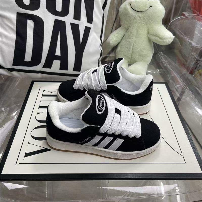 Поддержка спортивной обуви на доске женская осенняя новая на толстой подошве универсальная пара на плоской подошве