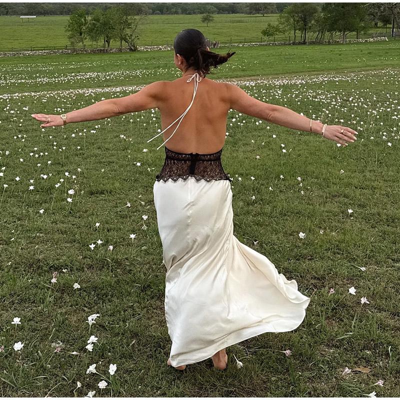 Женское платье с кружевной вставкой, на шее, пляжное, для путешествий, летнее, новый стиль, платье с подчеркнутой талией, темпераментное, длинное, без рукавов, облегающее