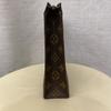 [Pre-Owned] Toiletry Pouch 26 Classic Monogram Canvas And Leather Wash Bag - Very Good #1J7GJC8