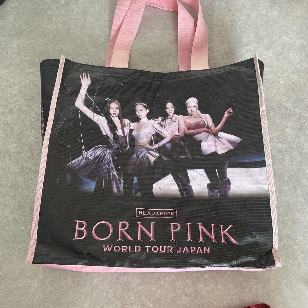 [USED] BLACKPINK BORNPINK Premium Seat Limited Goods + Silver Tape