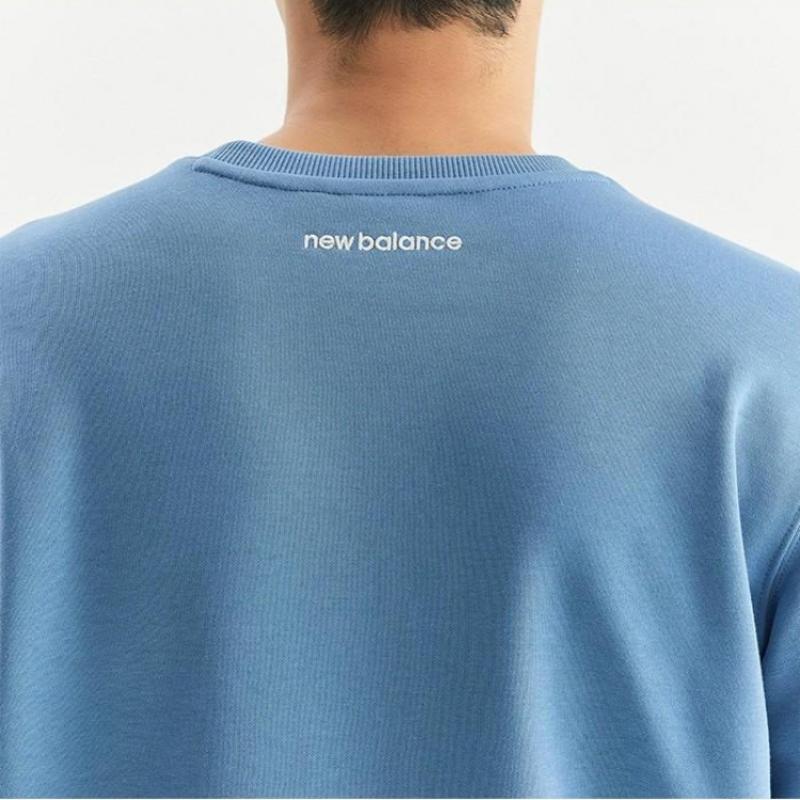 New Balance Essentials Small Logo Sweatshirt Nbncd31013 50