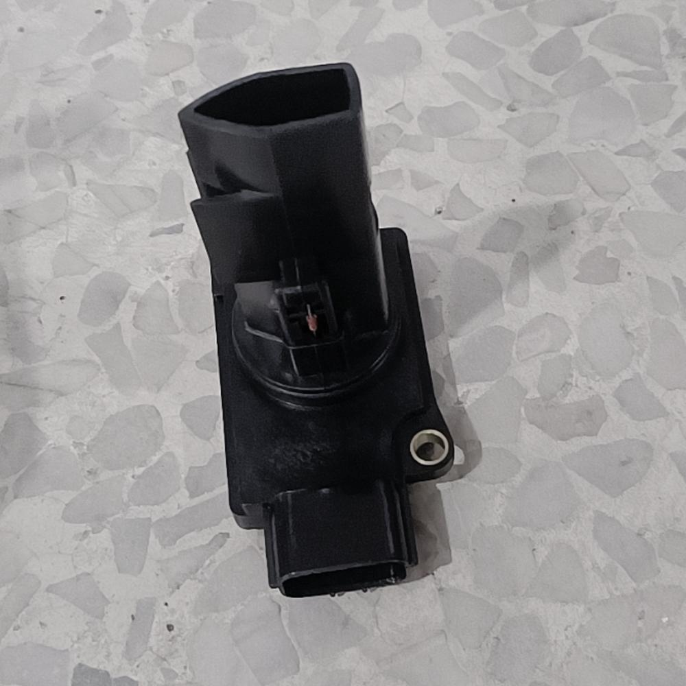 Датчик массового расхода воздуха для автомобиля Mitsubishi Eclipse Endeavor Lancer Outlander