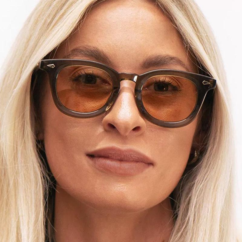 Luxury Brand Designer Small Frame Sunglasses Women For Men Popular Sun Glasses Vintage Punk Shade Rivet Concave Frame Eyeglasses