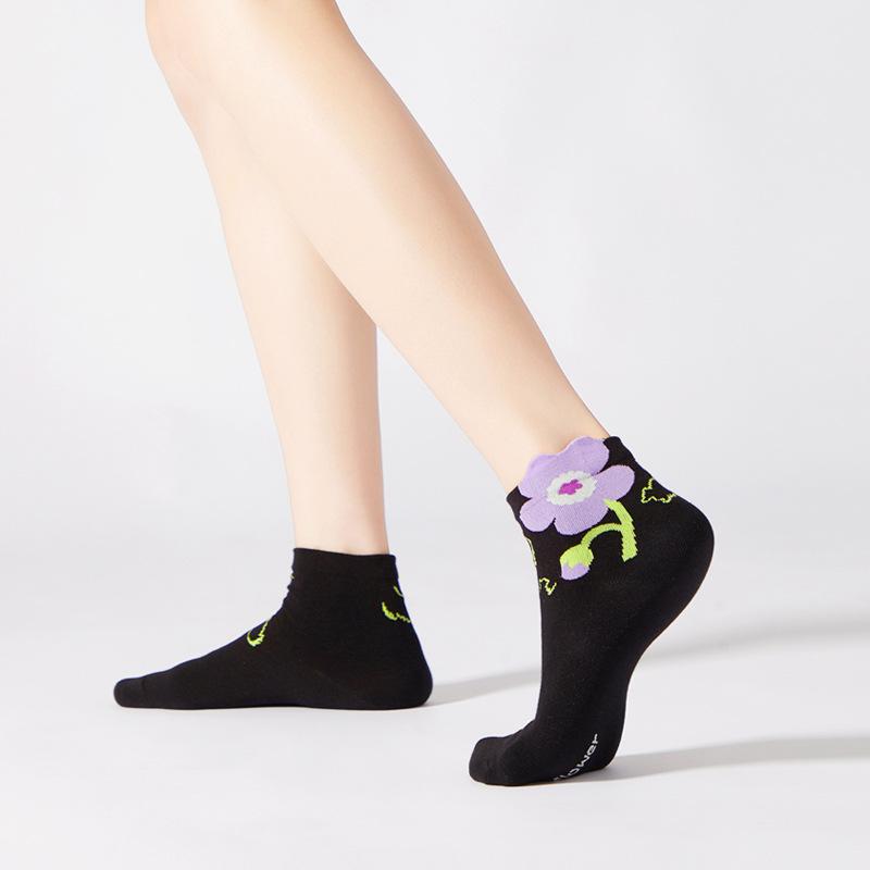 5 пар женских новых универсальных хлопковых носков с милым мультяшным трехмерным цветочным рисунком