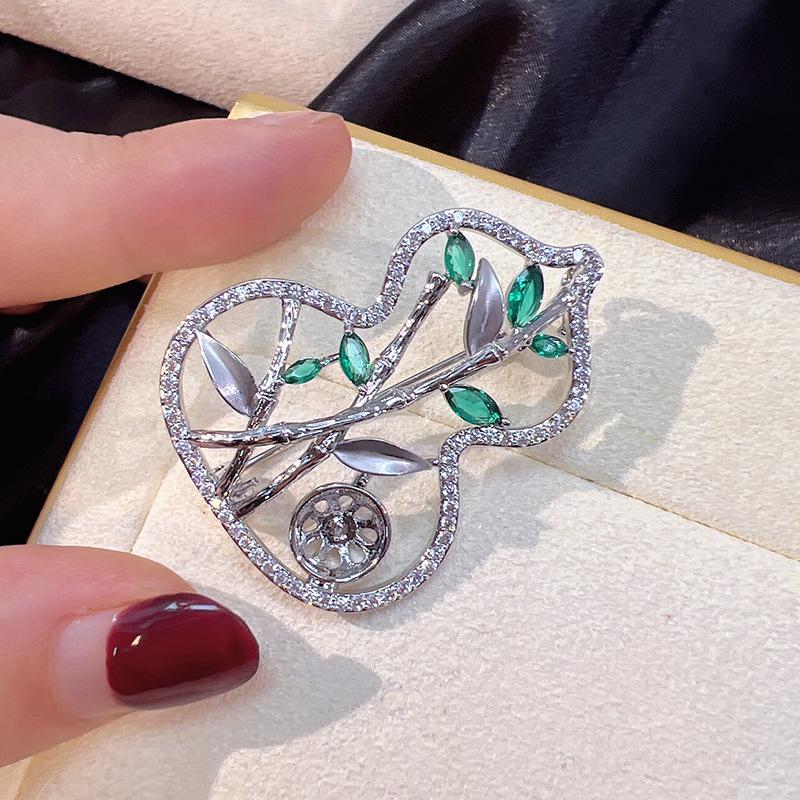 Chinese Style Gold-Plated Gourd and Bamboo Brooch with Zircon and Pearls