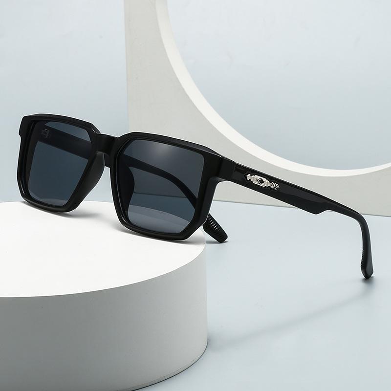New Fashion Square Gradient Sunglasses UV400 Protection Vintage Style Men Women Outdoor Shades Black