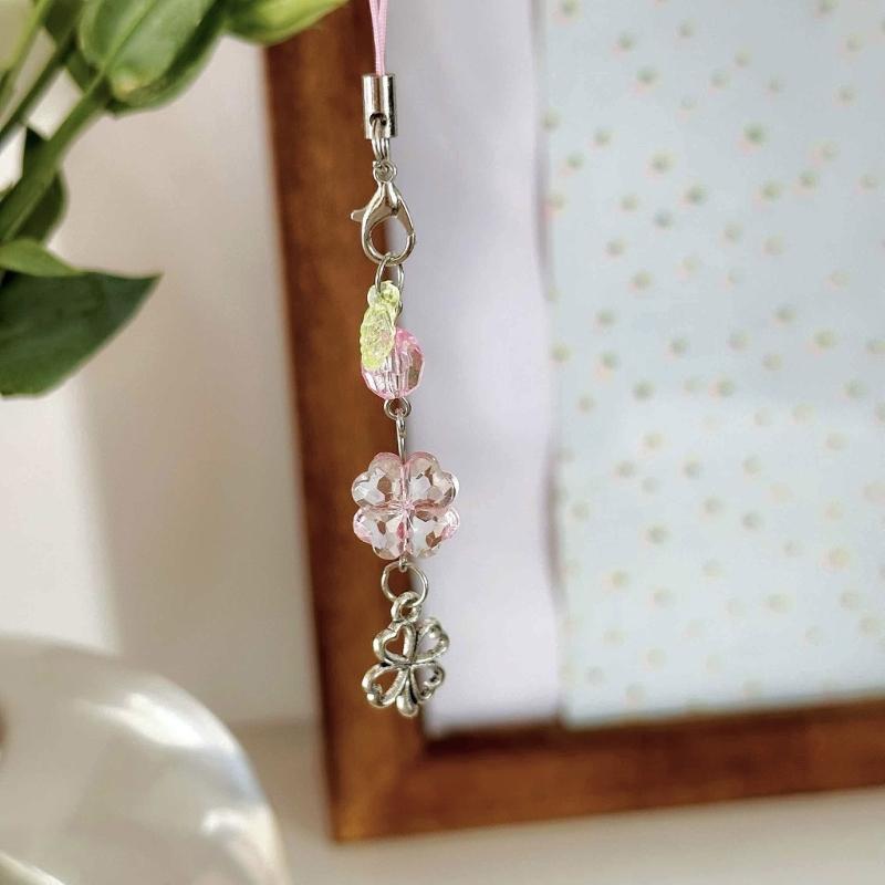 Lucky Clovers Beaded Phone Charm Versatile Lucky Clovers Phone Chain Acrylic Alloy Bead Decors for Bags & Wallets