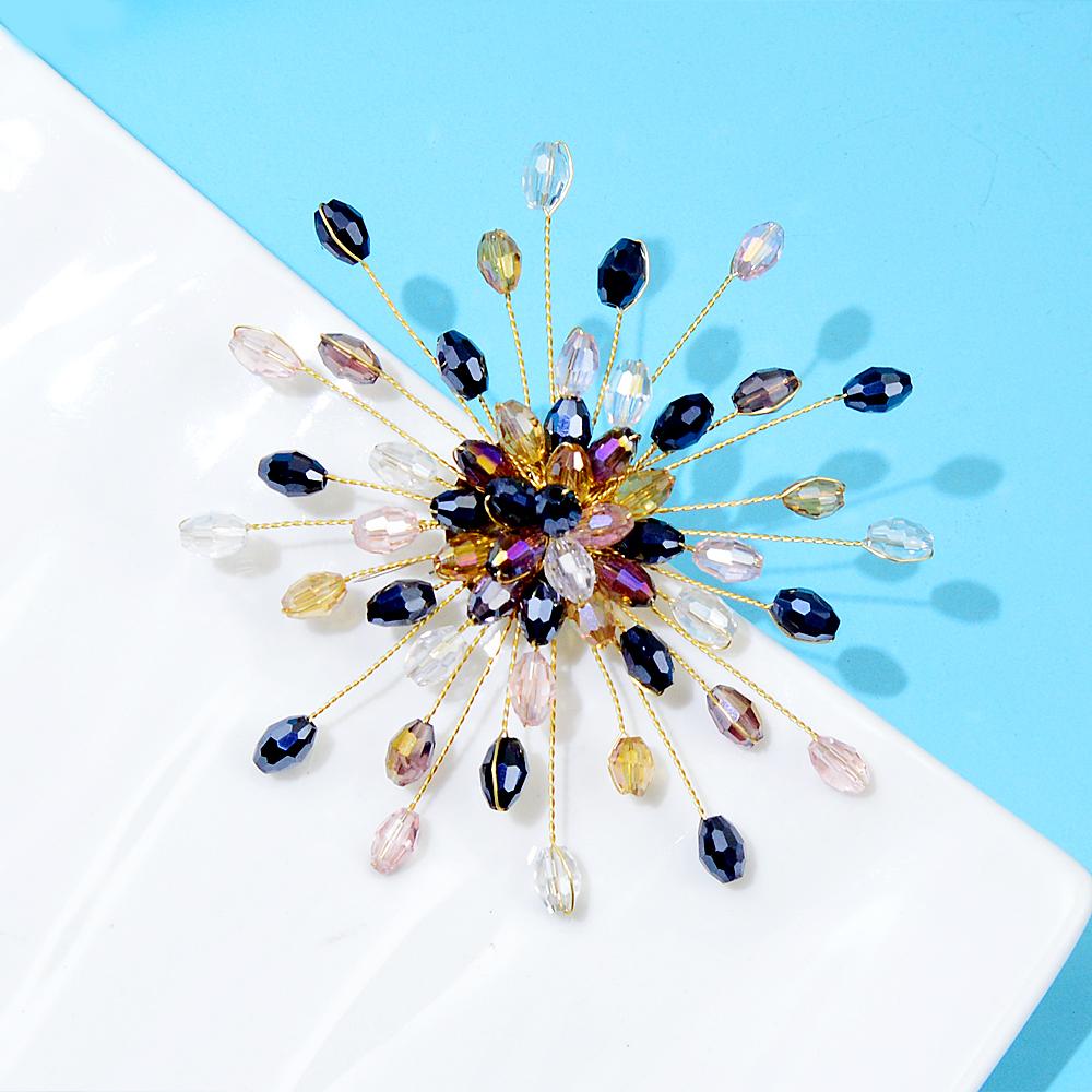 Handmade Crystal Bead Flower Brooches For Women Fashion New Arrival Elegant Pin Wedding Jewelry