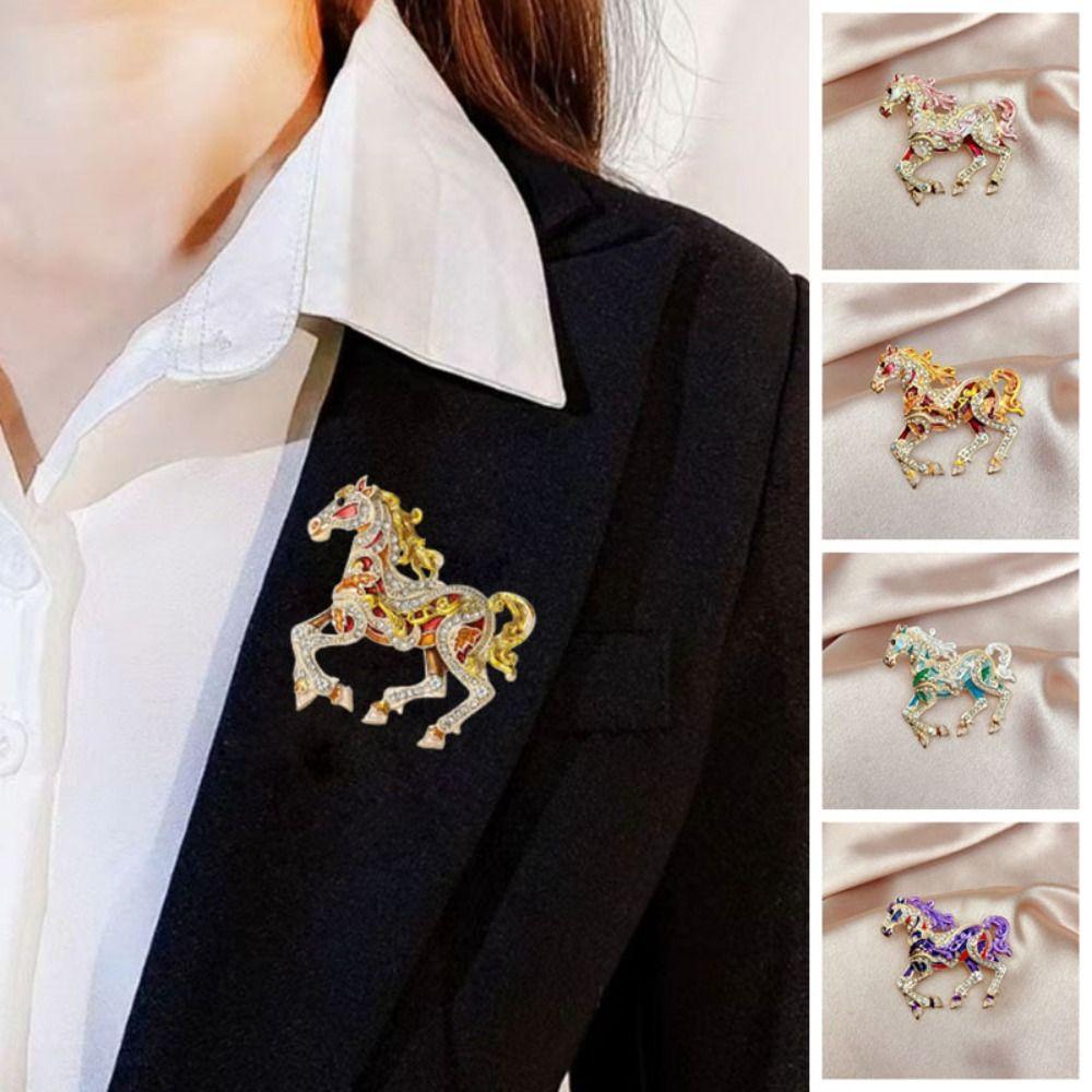 Metal Enamel Horse Brooch Pin Sparkling Mascot Horse Lapel Pin Zodiac Horse Brooch New Year Gifts