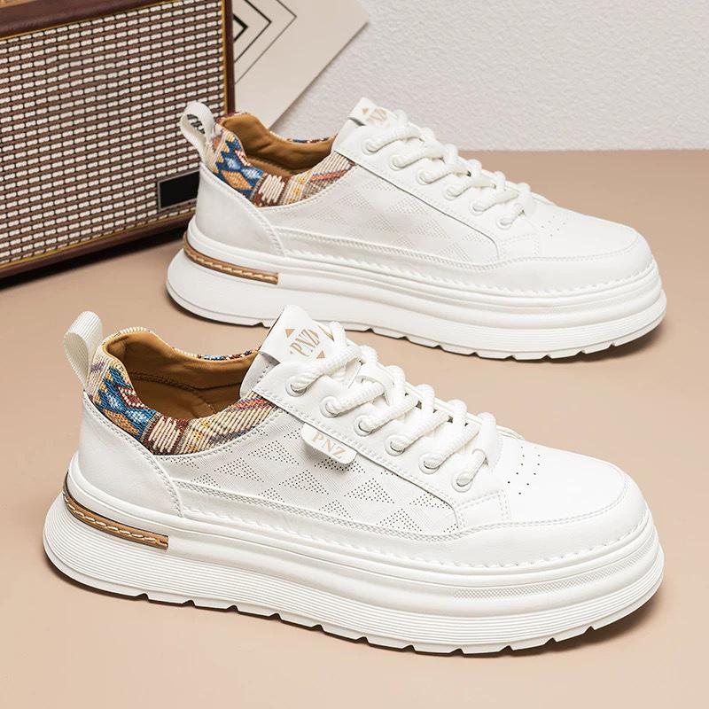 Spring men's shoes, new breathable white shoes, men's trend, versatile lightweight platform sports leisure shoes, trendy shoes