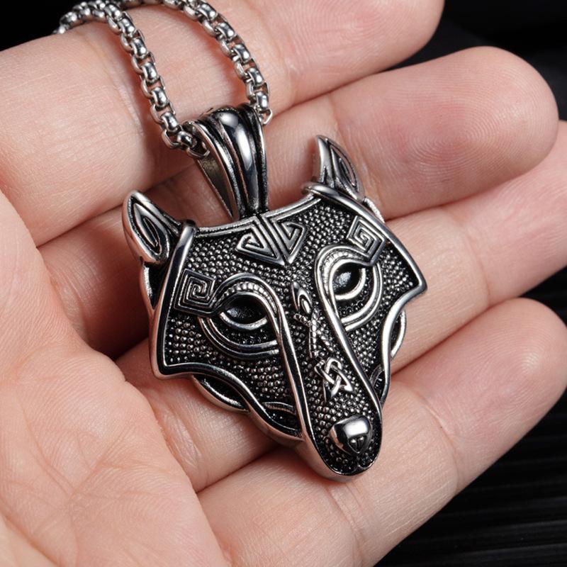 New Titanium Steel Wolf Head Accessory Nordic Viking Titanium Steel Hip Hop Necklace for Men