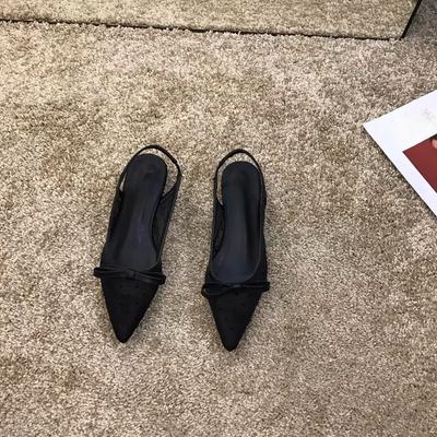 Мода 2025 Новые сандалии Женские плоские Baotou Сетчатые дышащие с бантом Sandalias Модные летние на низком каблуке Остроносые туфли Женские