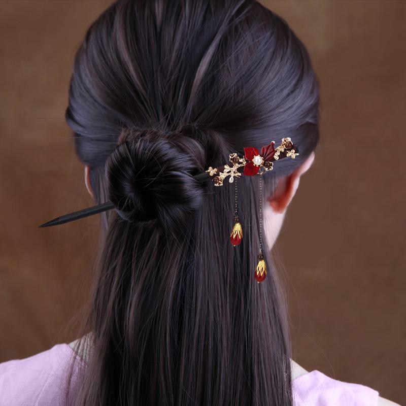 1PC Women's Hair Jewelry Wooden Hairpins Hair Stick Tassel Pendant Headdress Headwear Hair Clips