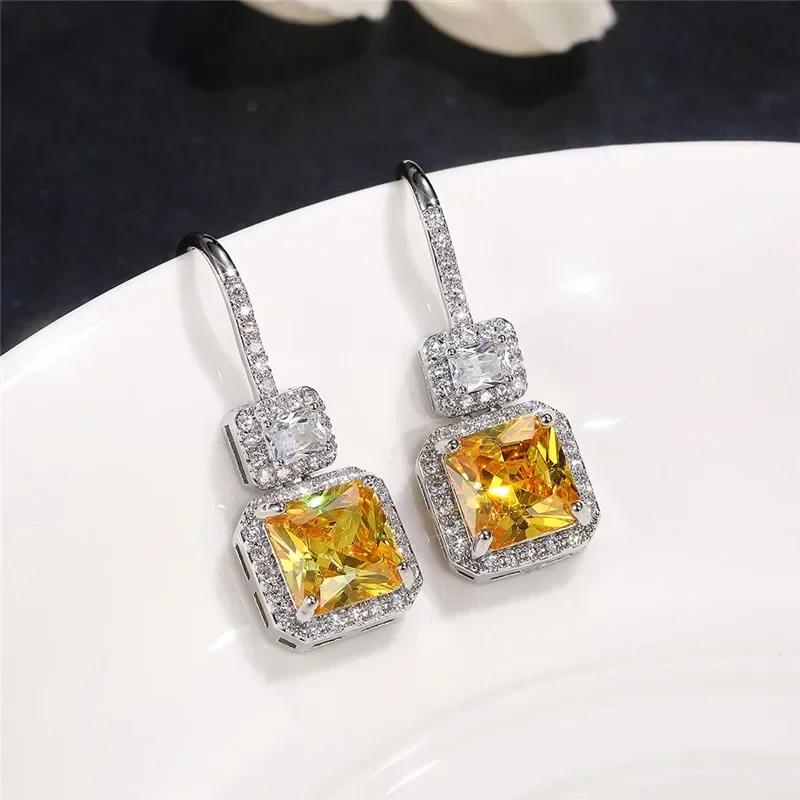 Women's Sparkling Water Drop Earrings Elliptical Geometric Zircon CZ Simple Luxury Engagement Fashion Jewelry Accessory