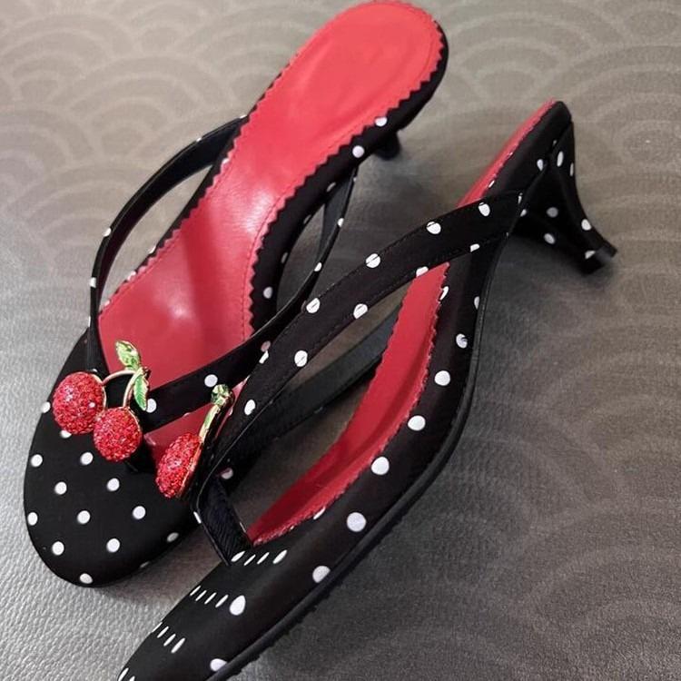 Cute!! French polka dot cherry flip-flops high heels 2025 new casual versatile foot pinch cool slippers women