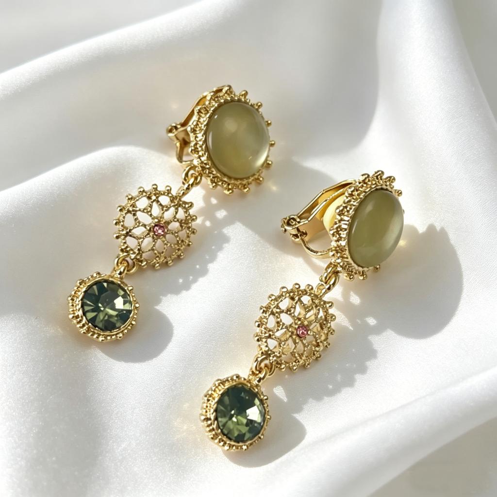 Vintage Long Rhinestone Ear Clips Without Ears Hole Earrings Temperament Crystal Pearl Clip on Earrings for Women Wedding Party