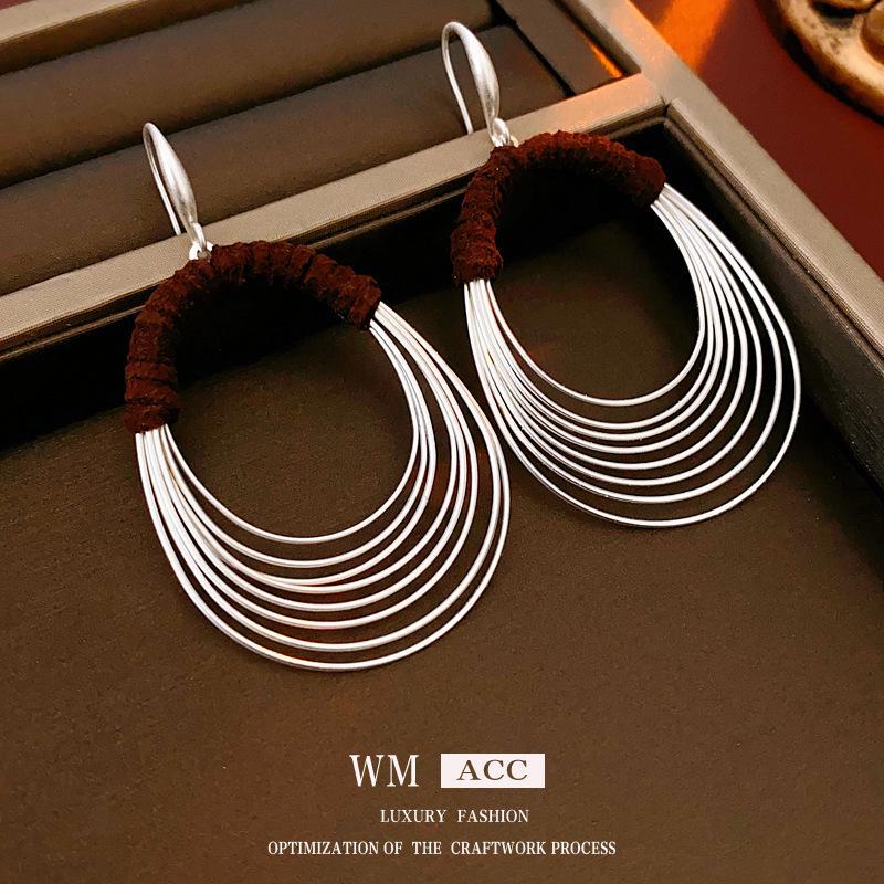 Oval Multi-Layer Ear Hooks: Niche Cold Style Fashion Earrings (High-End European & American Design)