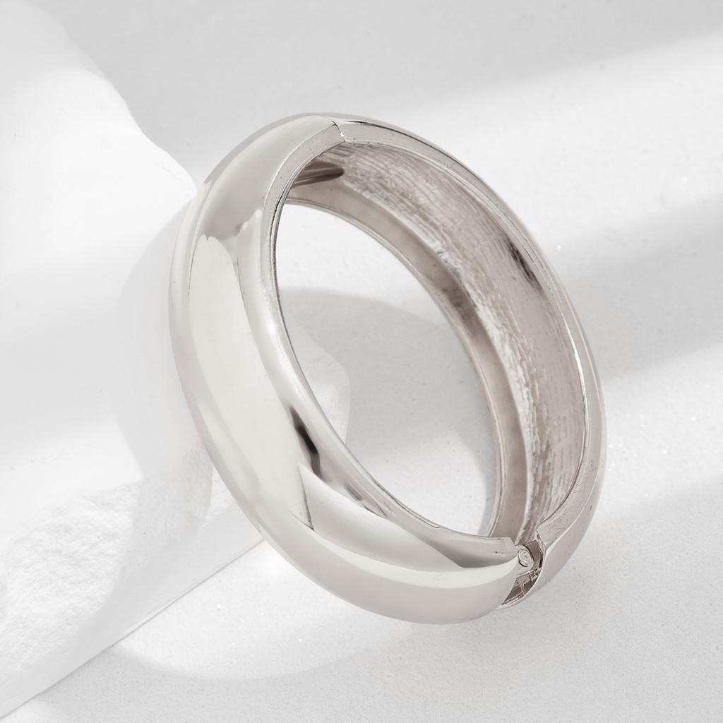 Модные металлические весенние браслеты золотого и серебряного цвета, винтажный геометрический повседневный стиль, нестандартный браслет для женщин, ювелирные изделия