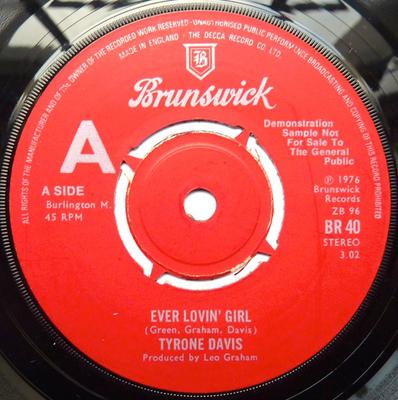 7-дюймовая пластинка TYRONE DAVIS - Ever Lovin' Girl / Forever BR40 Brunswick 1976 UK Соул/Фанк Б/У