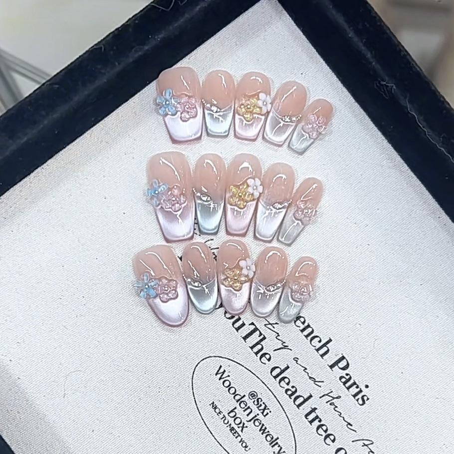 Плетеный вручную Кристалл Броня Маленькие Кошачьи Глазки Милый Маленький Свежий Блеск Многоцветный Цветок Патч для Нейл-арта