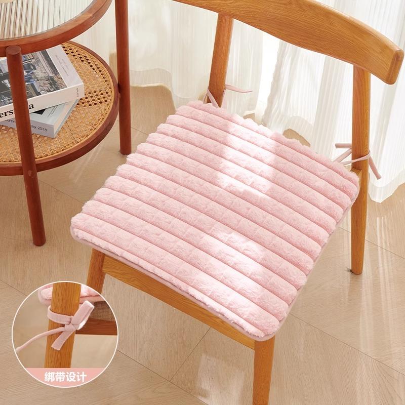 Soft Plush Chair Pads Winter Indoor Warmth Chair Covering Nonslip Comfort Dining Seat Pads Stool Mat Cover for Home Patio Kitchen Office Dorm