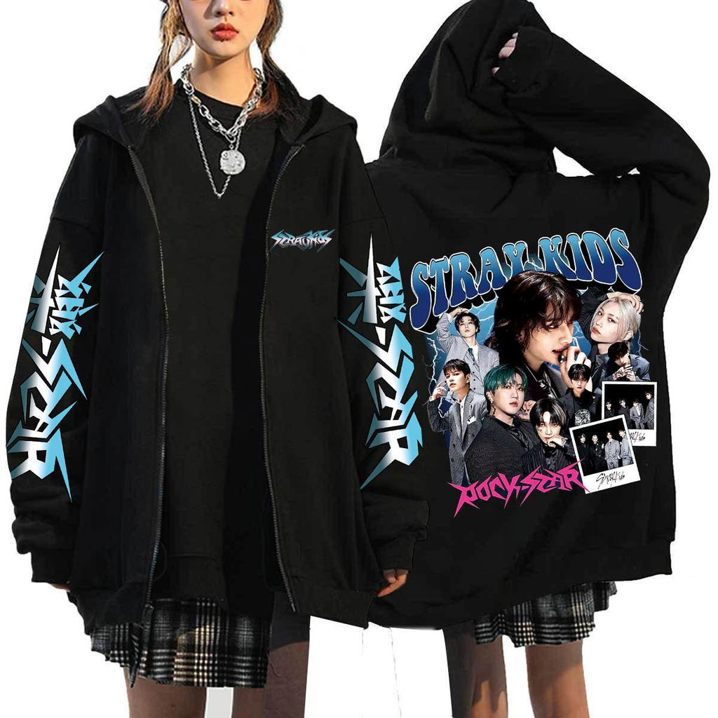 Stray Kids Синий Винтажный Бутлег Толстовка на Молнии Принты на Рукавах Логотип-Арка Stray Kids Коллаж из Фото Участников и Розовый Логотип Рок-Звезды Оверсайз Толстовка на Молнии для Фанатов K‑Pop