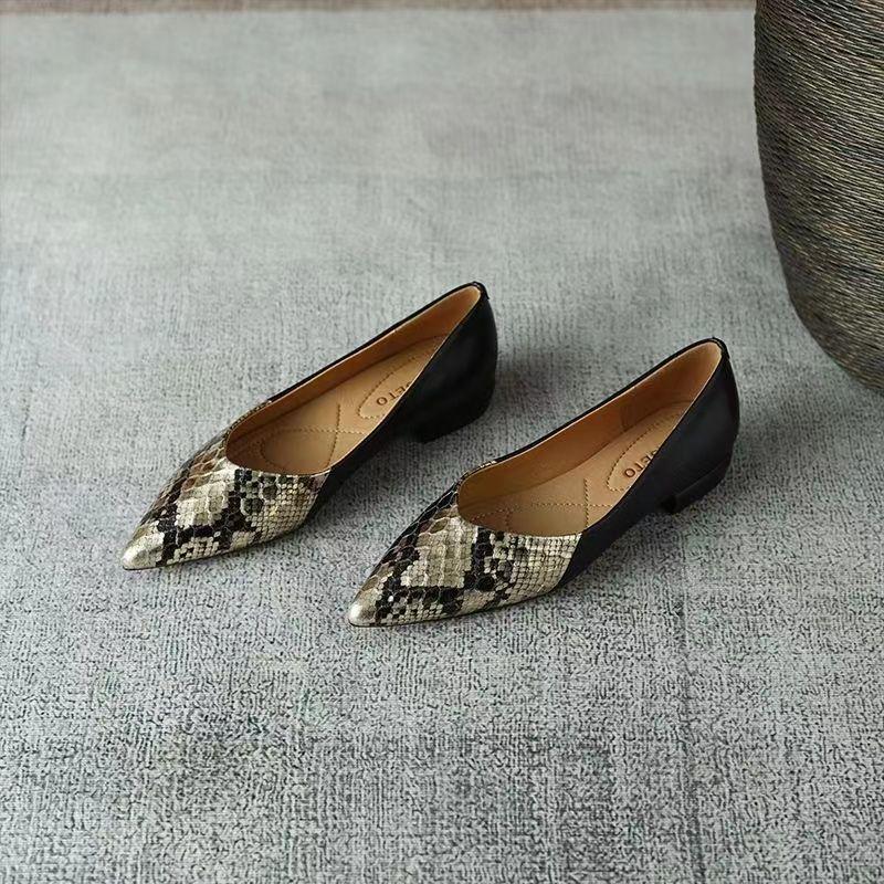 Туфли-лодочки с острым носком, узором под змею, без застежки, на низком каблуке, элегантные, для женщин, летние, молодежный тренд, корейский стиль, шик, острый носок, повседневные, женские балетки