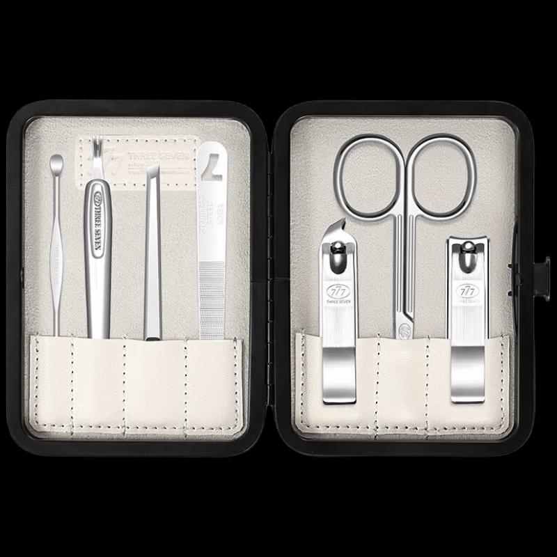 777 7-Piece Manicure and Grooming Kit