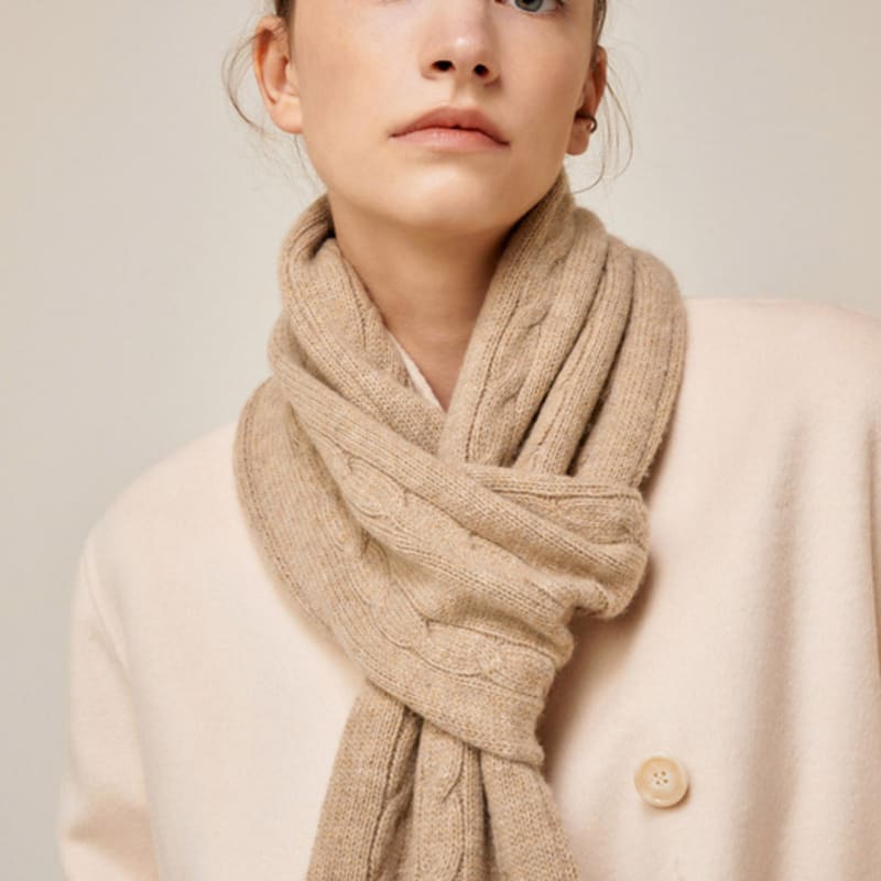 Saint Luxure Cable Loop Muffler Beige