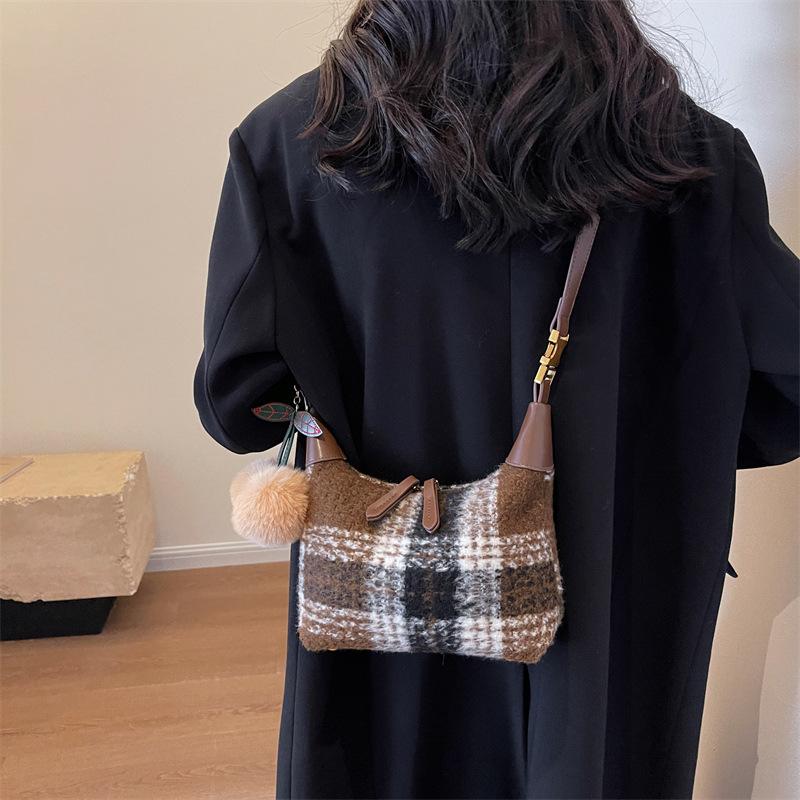Модная клетчатая сумка женская 2025 новая шерстяная клетка контрастного цвета маленькая квадратная сумка высокого класса на одно плечо сумка-мессенджер