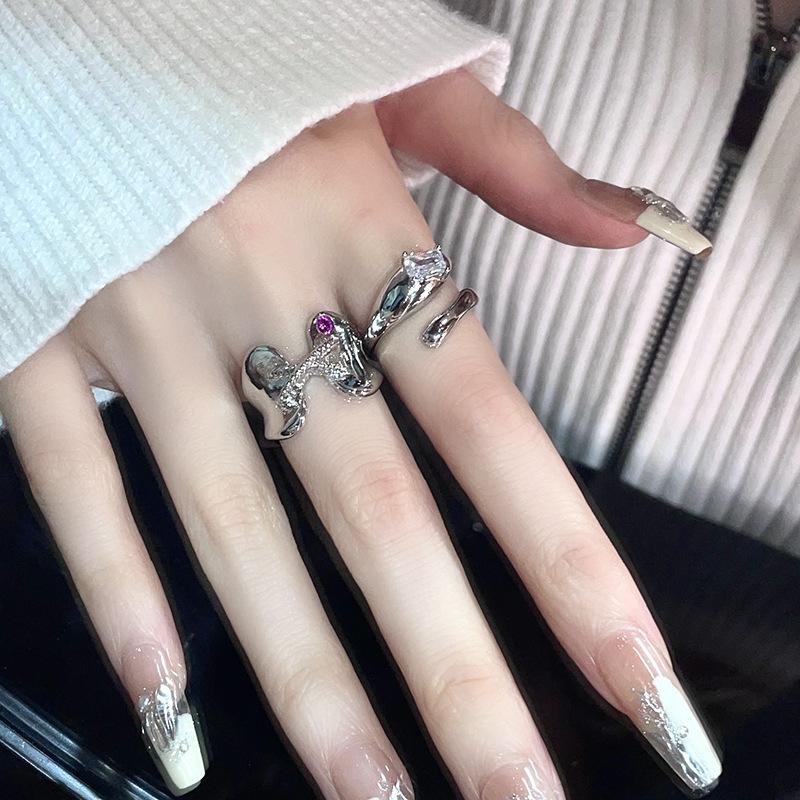 Niche Design Cross Twisted Rope Personality High Sense Open Snake Ring Cold Wind French Index Finger Ring Female
